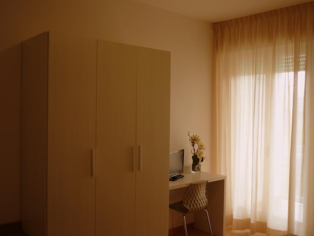 צ'סנטיקו Hotel Solemare חדר תמונה